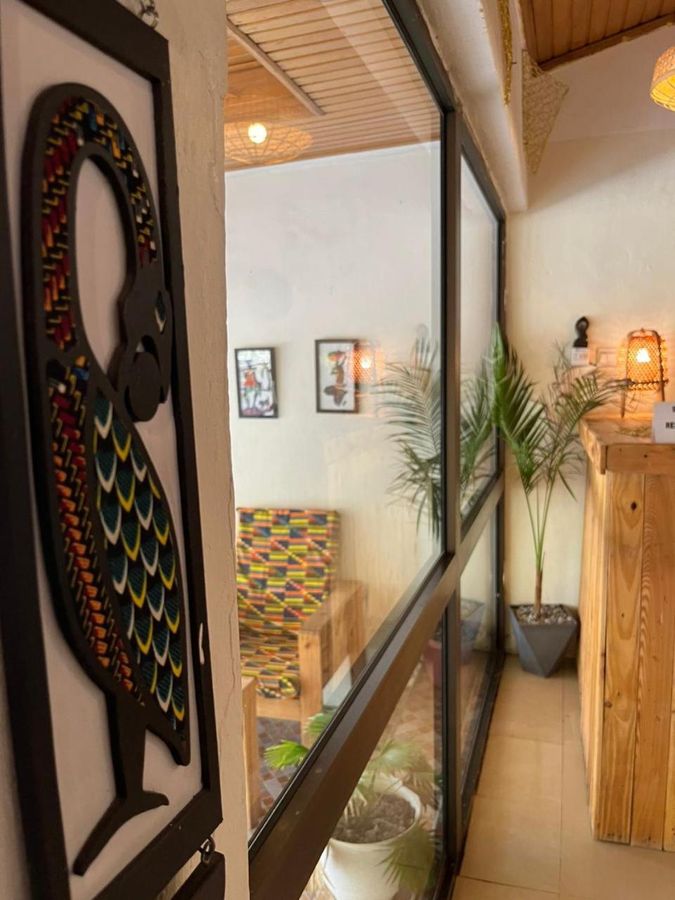 African Treasure Beach Resort Kokrobite Buitenkant foto