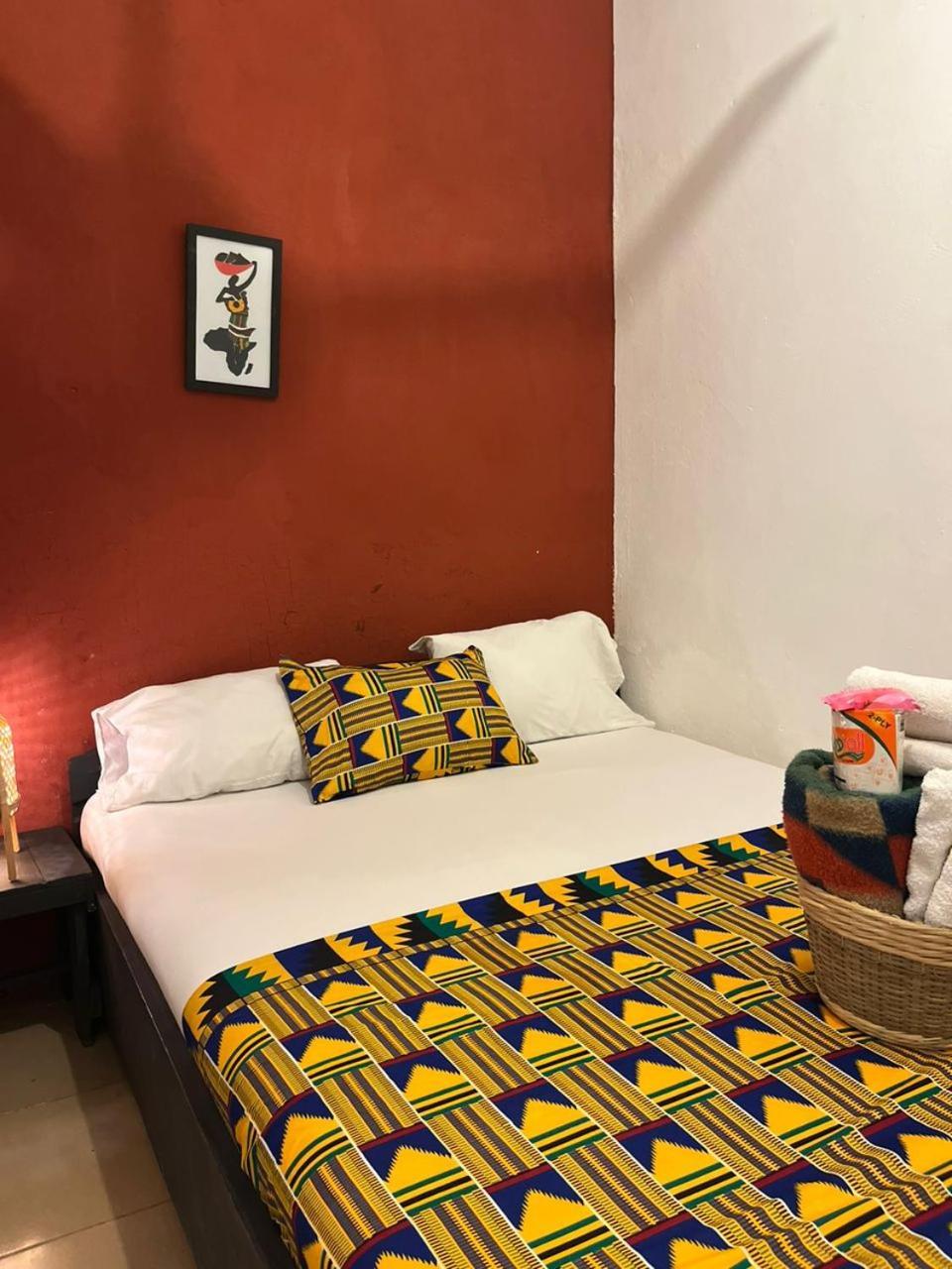 African Treasure Beach Resort Kokrobite Buitenkant foto