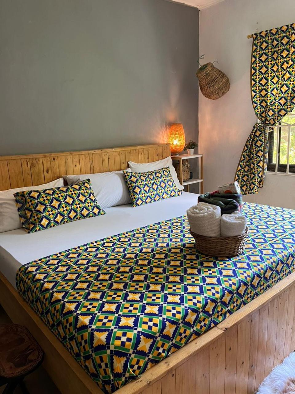African Treasure Beach Resort Kokrobite Buitenkant foto