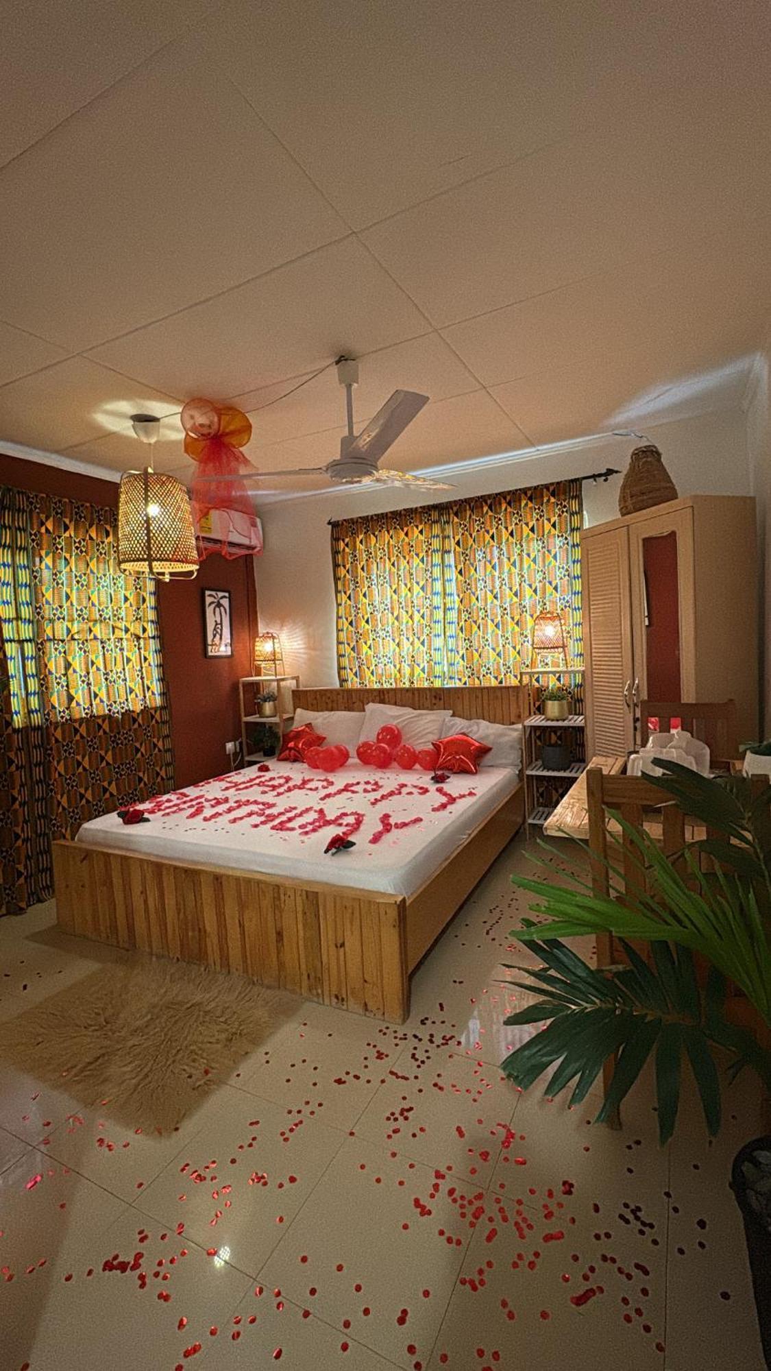 African Treasure Beach Resort Kokrobite Buitenkant foto
