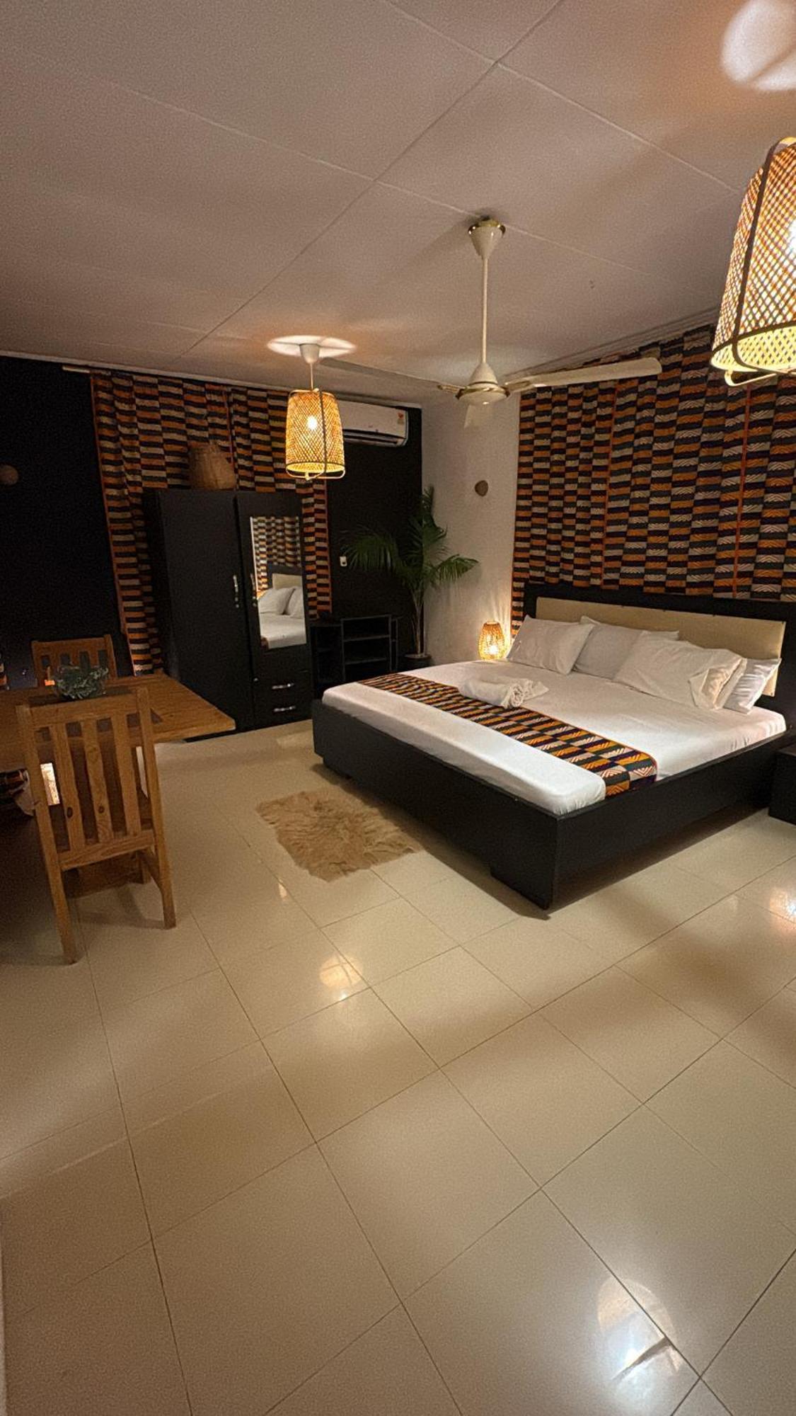 African Treasure Beach Resort Kokrobite Buitenkant foto